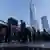 Сотрудники ФБР на частной церемонии на Манхэттене, посвященной 20-летию терактов 11 сентября 2001 г.
