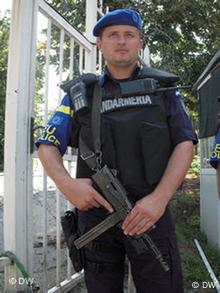 Eulex Polizist im Kosovo