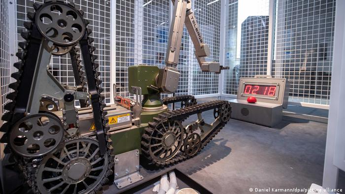 Робот Telemax Pro для обезвреживания взрывоопасных предметов