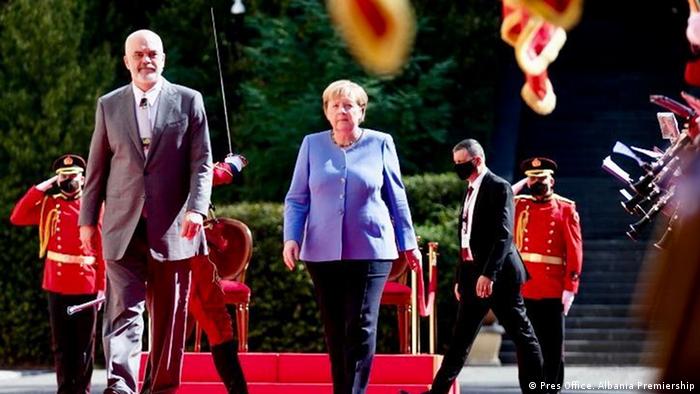 Bundeskanzlerin Angela Merkel in Albanien