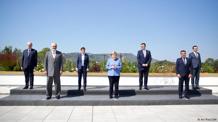 Albanien Bundeskanzlerin Merkel bei ihrem Abschiedsbesuch in Tirana