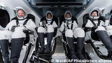 SpaceX вперше в історії відправила в космос повністю комерційний екіпаж