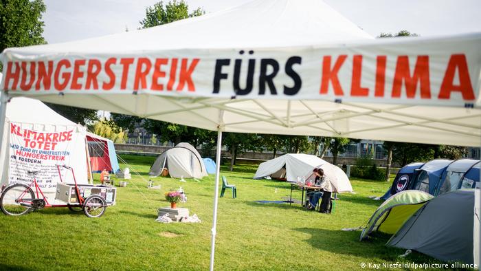 Un camp de grévistes de la faim est installé dans le quartier gouvernemental de Berlin