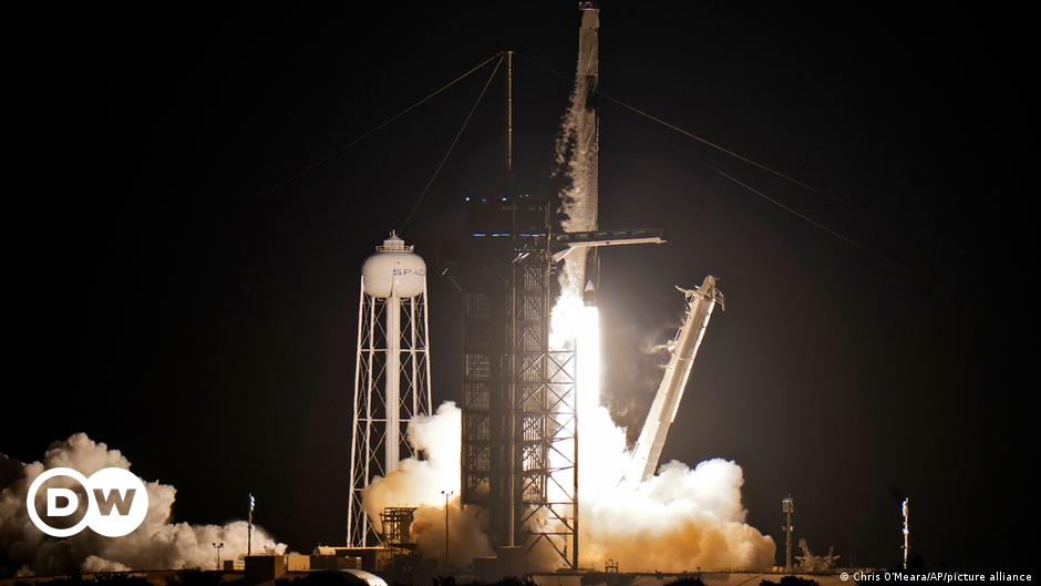SpaceX schießt Laien in den Orbit