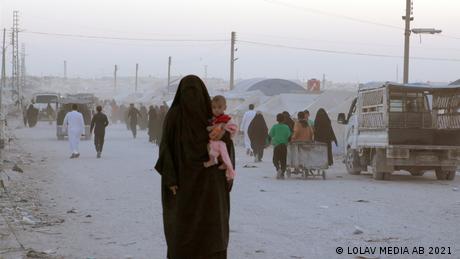 Ислямска държава отвлича около седем хиляди язидски жени и момичета