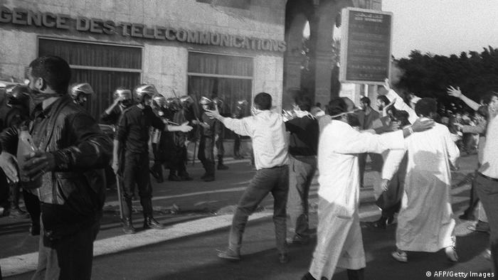 Ausschreitungen bei Protesten der Islamischen Heilsfront, 1991