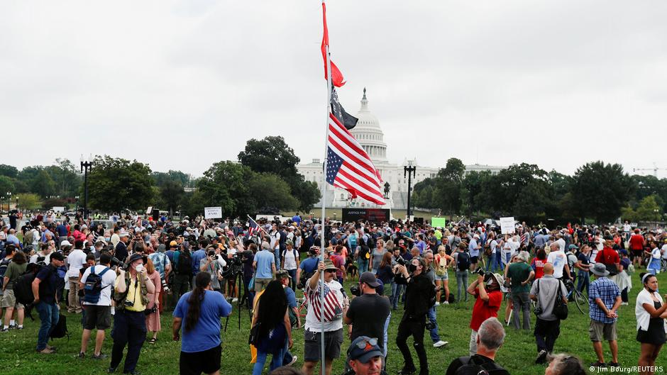 Trump-Fans demonstrieren am Kapitol in Washington