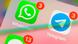 WhatsApp, Telegram, Messenger Dienste, App-Icons, Anzeige auf Display von Handy, Smartphone, Detail, formatfüllend WhatsApp, Telegram, Messenger Dienste, App-Icons, Anzeige auf Display von Handy, Smartphone, Detail, formatfüllend