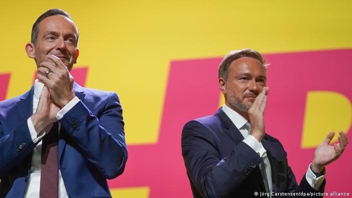 FDP Genel Sekreteri Volker Wissing ve Genel Başkanı Christian Lindner