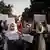 Afghanistan | Afghanische Aktivistinnen protestieren gegen Taliban-Beschränkungen in Kabul