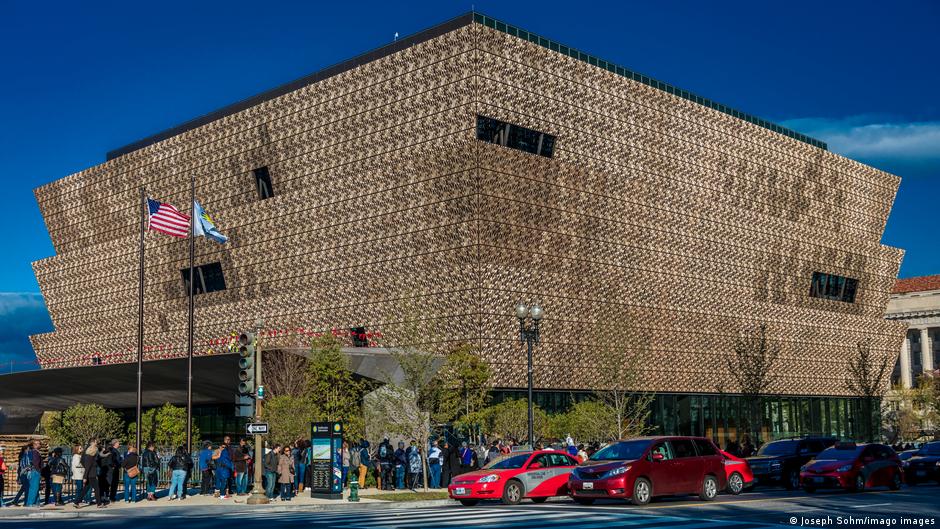 Trump pide investigar a los museos de EE.UU. por ser «woke» – DW – 20/08/2025