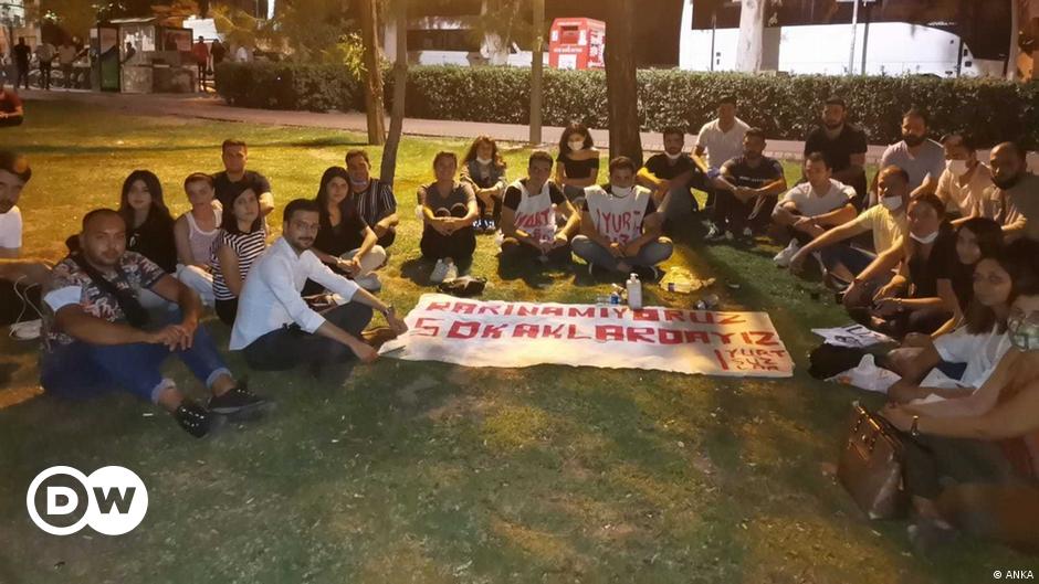 Proteste in der Türkei: Studierende übernachten in Parks