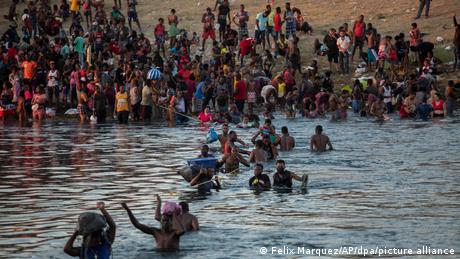 Haitian migrants at US border keep hoping