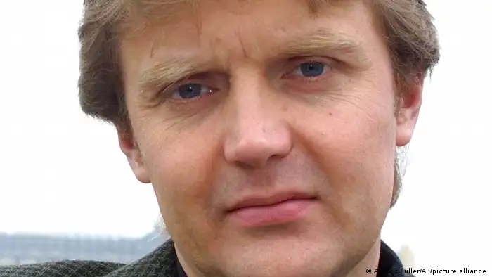利特维年科（Alexander Litvinenko）是一名前俄罗斯特工，叛逃后成为普京的批评者。