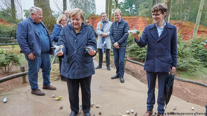 Angela Merkel visited a bird park in the federal state of Mecklenburg