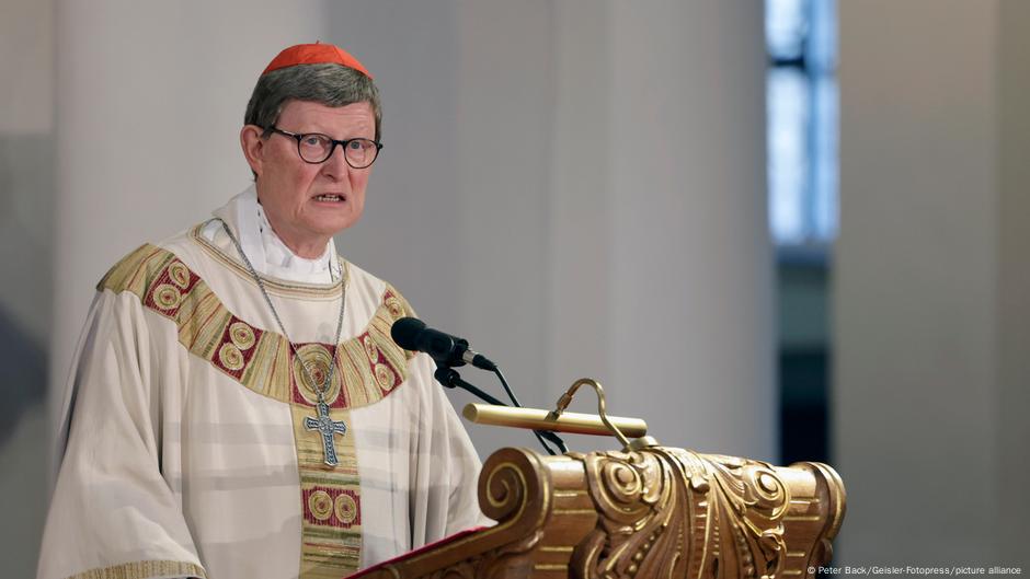 Papst Franziskus belässt Kölner Kardinal Woelki im Amt - vorerst