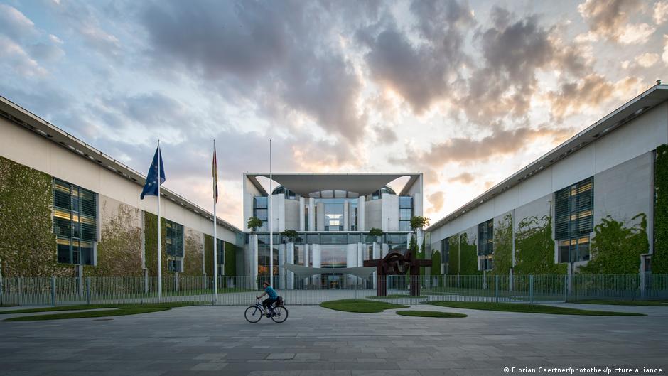 Samiti i çelikut në Gjermani  Industria para kolapsit