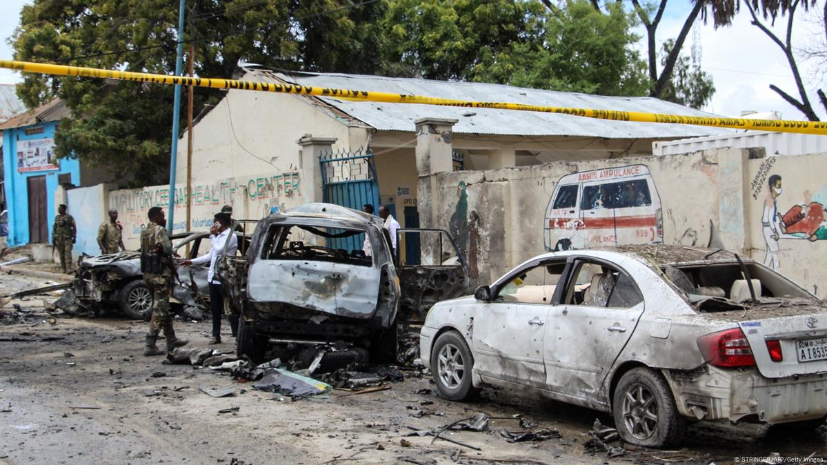 Bomb blast near Somalia's presidential palace – DW – 09/25/2021