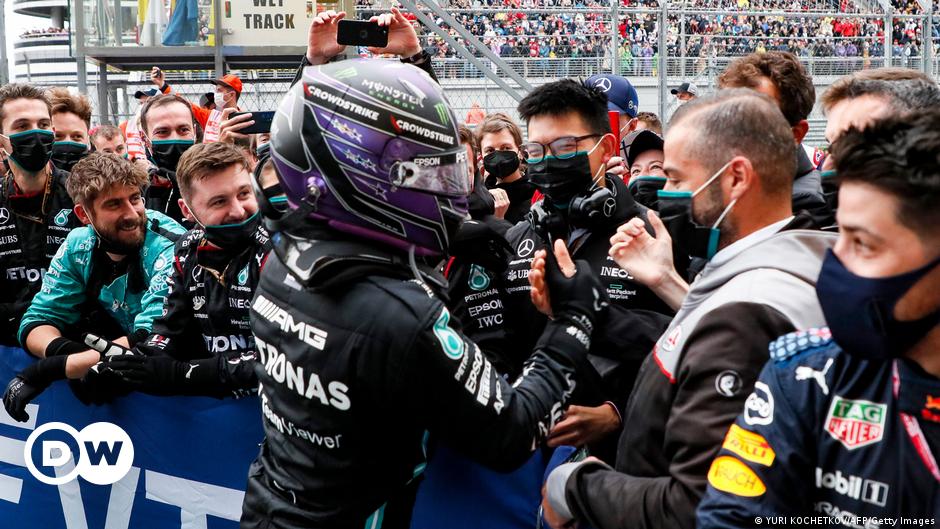 Lewis Hamilton gewinnt in Sotschi