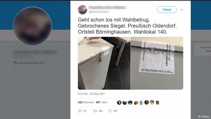 Via Twitter behauptete ein Nutzer, dass es wegen eines gebrochenen Siegels an einer Urne Wahlbetrug gebe. Die Stadt teilte der DW mit: Das Siegel stammt von einer alten Wahl und wurde nicht entfernt, die Urne sei mit einem Vorhängeschloss gesichert. Via Twitter behauptete ein Nutzer, dass es wegen eines gebrochenen Siegels an einer Urne Wahlbetrug gebe. Die Stadt teilte der DW mit: Das Siegel stammt von einer alten Wahl und wurde nicht entfernt, die Urne sei mit einem Vorhängeschloss gesichert.