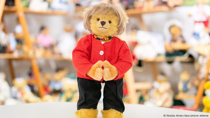 Teddybär zu Ehren von Angela Merkel