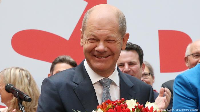 SPD'nin başbakan adayı Olaf Scholz