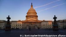Конгресс США поддержал повышение потолка госдолга