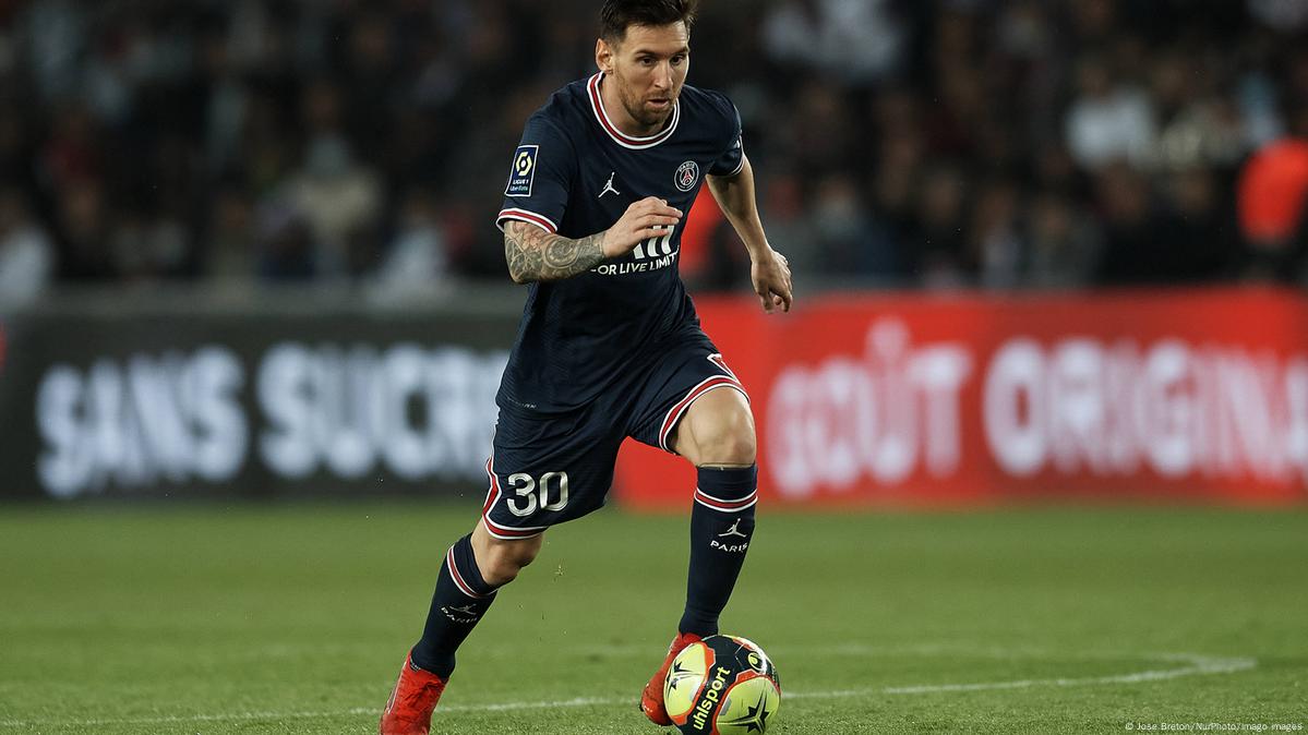 PSG negocia la extensión del contrato de Lionel Messi – DW – 05/02/2023