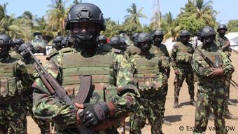 Feierlichkeiten zum Tag der Streitkräfte in Mosambik