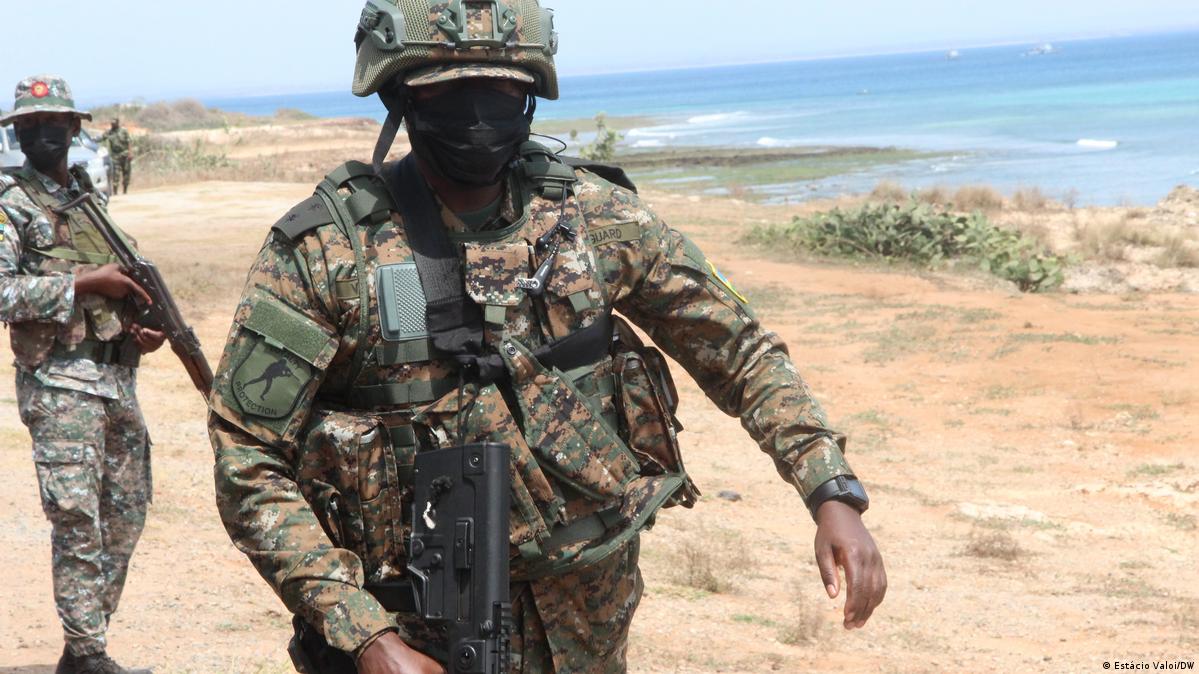 Soldado alemão capturado. Batalha de Passchendaele 1917. : r/Colorization, image size:1199x674