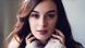 Porträtfoto von Evelyn Sharma. Porträtfoto von Evelyn Sharma.