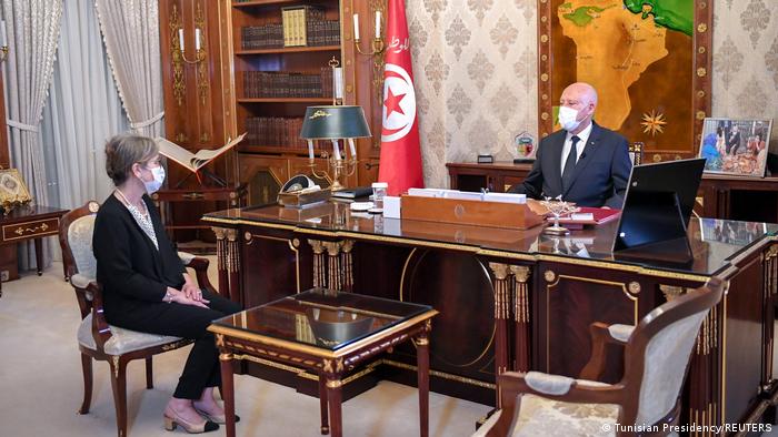 دیدار قیس سعید، رئیس جمهوری تونس با نجلاء بودن رمضان که مامور تشکیل کابینه شد، ۲۹ سپتامبر ۲۰۲۱