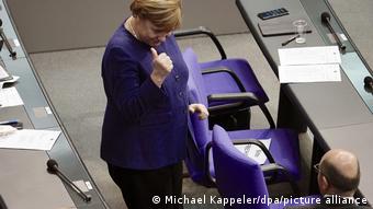 Η Μέρκελ στη Βουλή