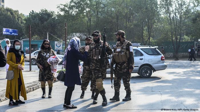 Afghanistan Kabul | Protest von Frauen, Auflösung durch Taliban Afghanistan Kabul | Protest von Frauen, Auflösung durch Taliban