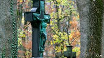 Grabkreuz Friedhof Jesusfigur Kreuz Grabkreuz Friedhof Jesusfigur Kreuz