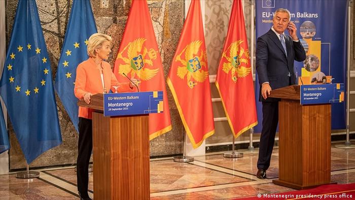 Kryetarja e Komisionit të BE-së, Ursula von der Leyen, dhe presidenti i Malit të Zi, Milo Gjukanoviç, në Podgoricë, 29.09.2021
