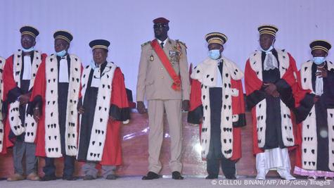 La cérémonie d'investiture de Mamady Doumbouya comme président de la transition, le 1er octobre 2021