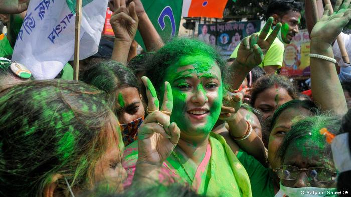 Indien | Regionalwahlen | Ergebnisse Zwischenwahlen | Gewinn für Mamata Banerjee