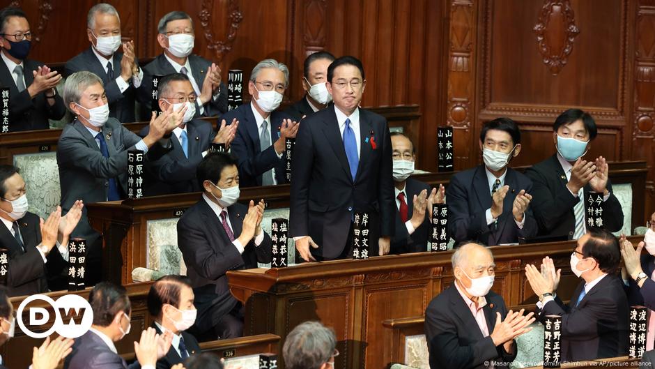 Japan Dissolves Parliament Paves Way For Election Dw 10142021 1424