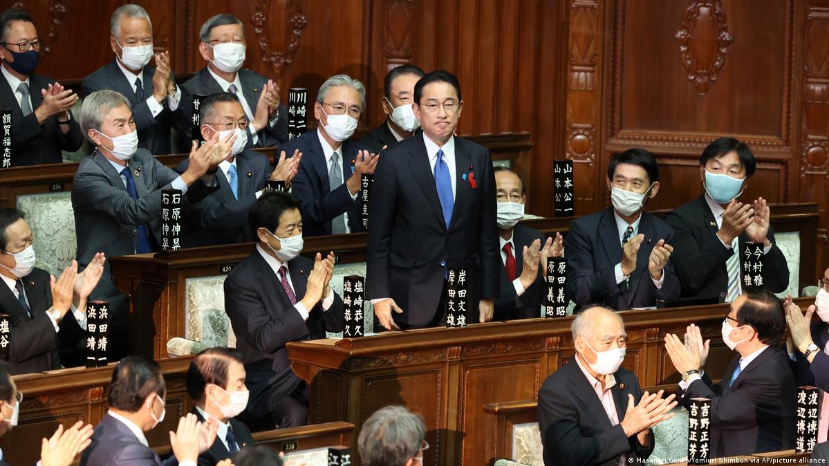 Japan Dissolves Parliament Paves Way For Election Dw 10142021 1059