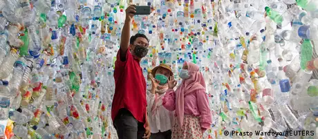 Indonesien Museum aus Plastikmüll gebaut