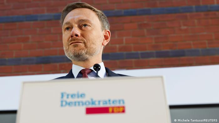 Deutschland Sondierungen l Parteivorsitzendenr der FDP, Lindner in Berlin