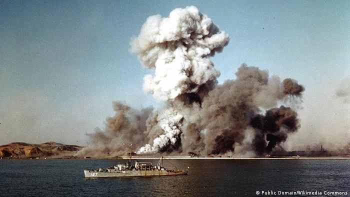 12月24日联合国军从兴南港完成撤离后，炸毁港口设施。