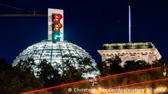 Derrière le feu tricolore, le Parlement allemand