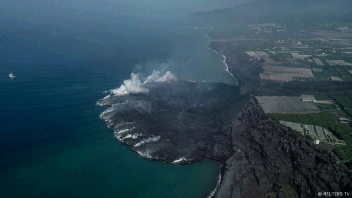 Luftaufnahme der Lava-Landzunge auf La Palma REUTERS TV/via REUTERS
