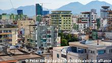 Blick über die Wohngegend Blloku in Tirana.