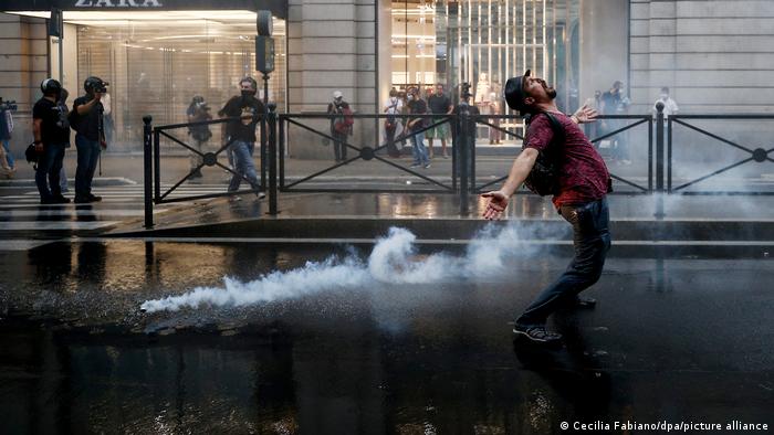 Италия изисква от всички, които работят, да имат Зелен сертификат-