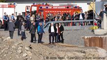 Aktuell, 10.10.2021, Bad Neuenahr-Ahrweiler, Bundespraeisdent Frank-Walter Steinmeier besucht das Ahrtal und verschafft sich einen Ueberblick. HIer bei der Besichtigung der Ahrtorbruecke in Ahrweiler