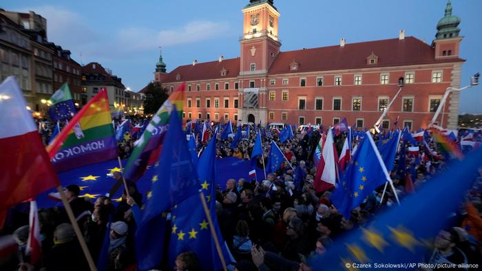Polen | Urteil Verfassungsgericht | Demonstration in Warschau