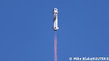 Компанія Blue Origin втретє відправила туристів у космос